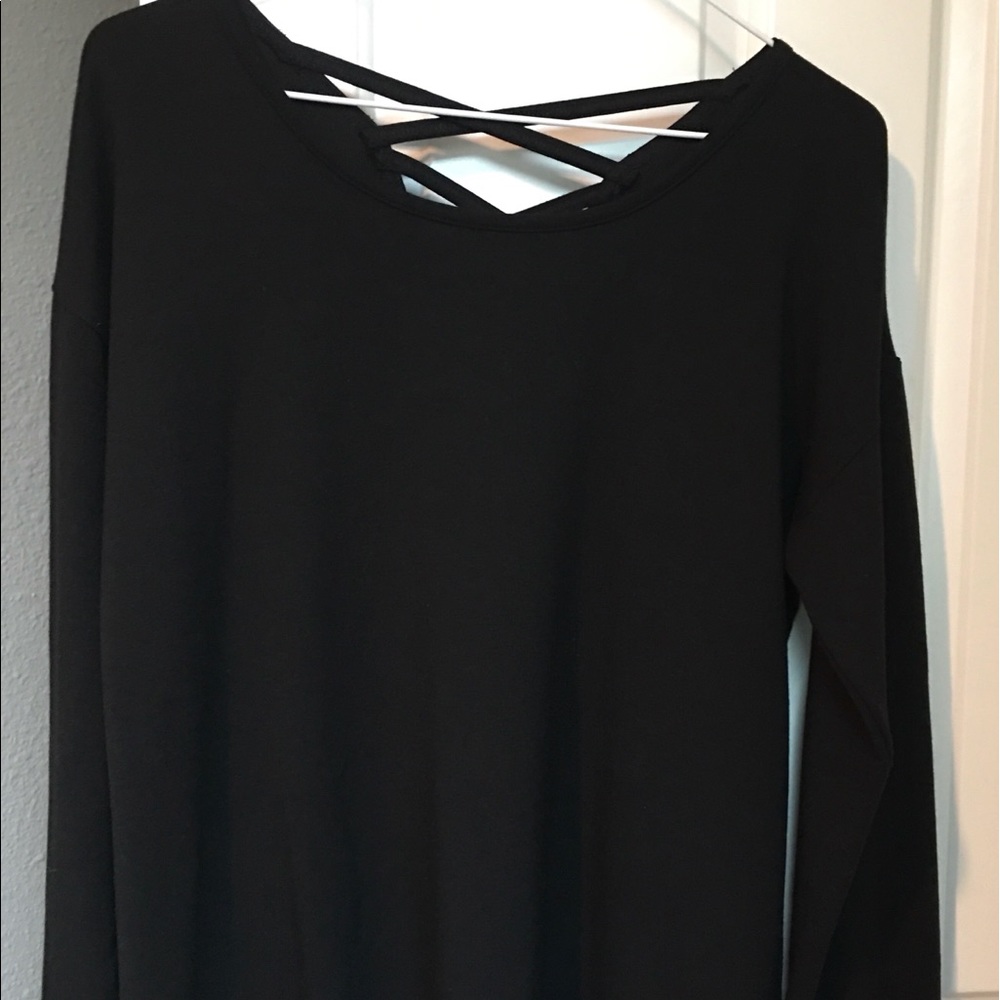 Maurice’s black long-sleeve comfortable top